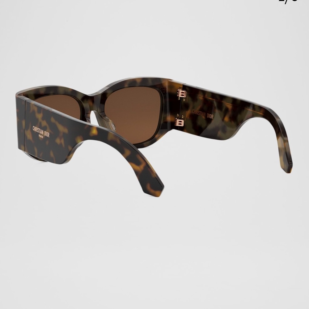 ❌SOLD❌ DIOR Brown Tortoise Sunglasses - Picture 6 of 11